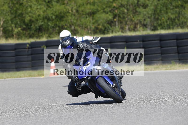 Archiv-2025/48 25.08.2025 Cornu Master School ADR/rot-rouge/349